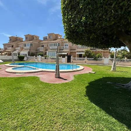 Mediterranean Breeze Casa Trebol Apartment