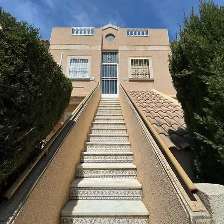 Mediterranean Breeze Casa Trebol Apartment *